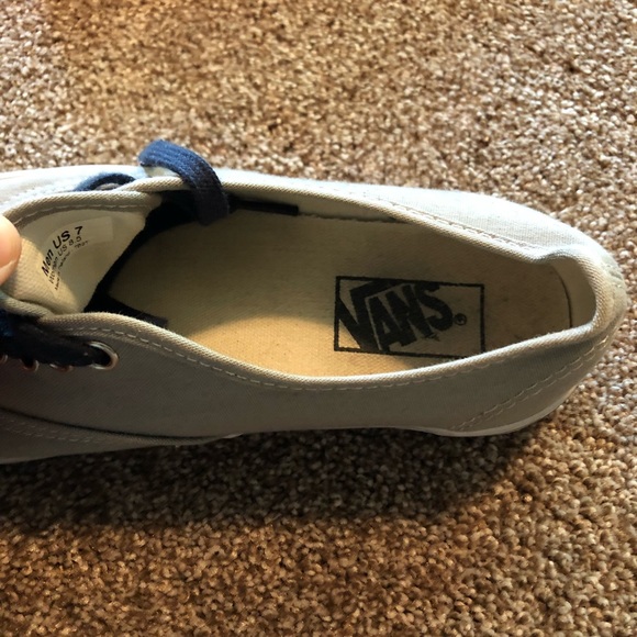 Women’s Gray Vans - Picture 5 of 7